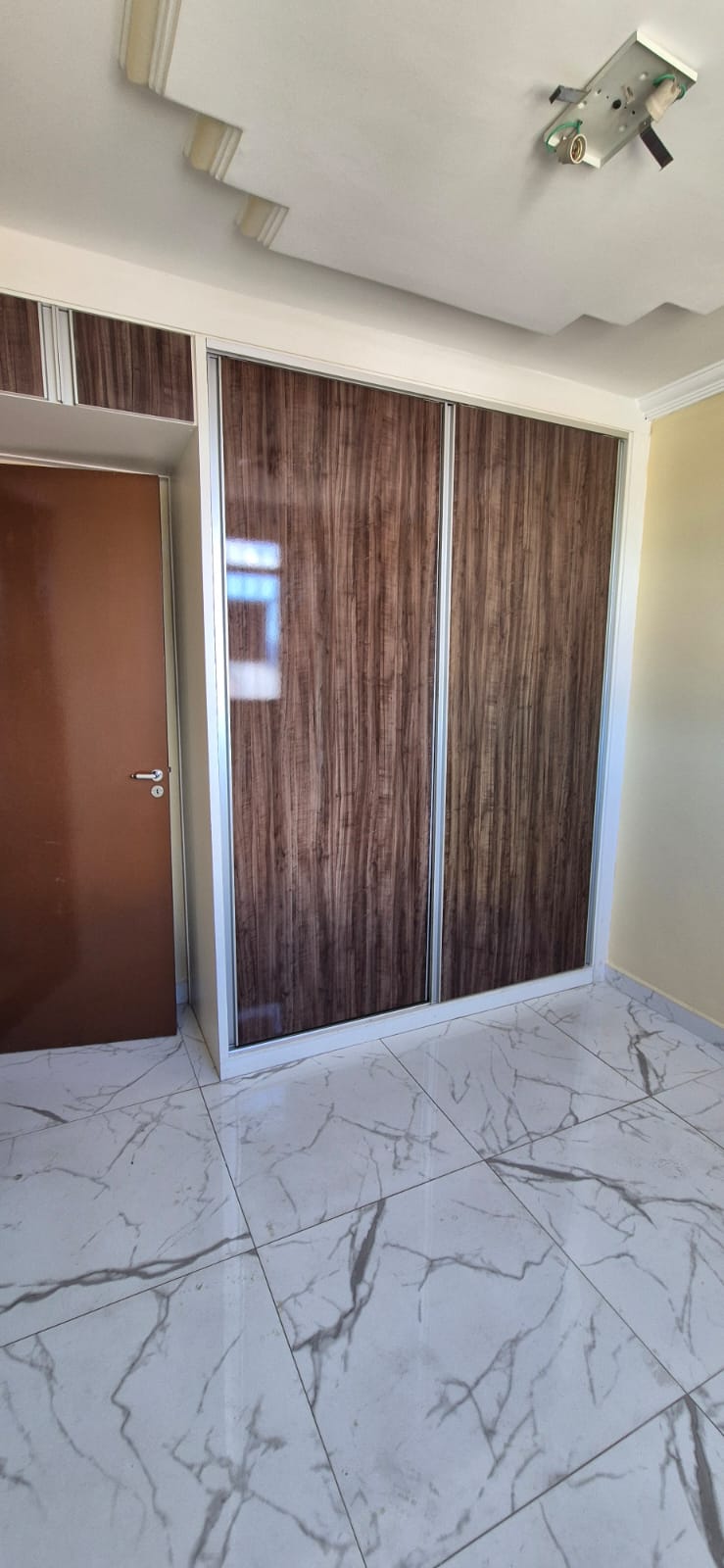 a398ff6d-b37b-4091-b0b9-238703518f2b