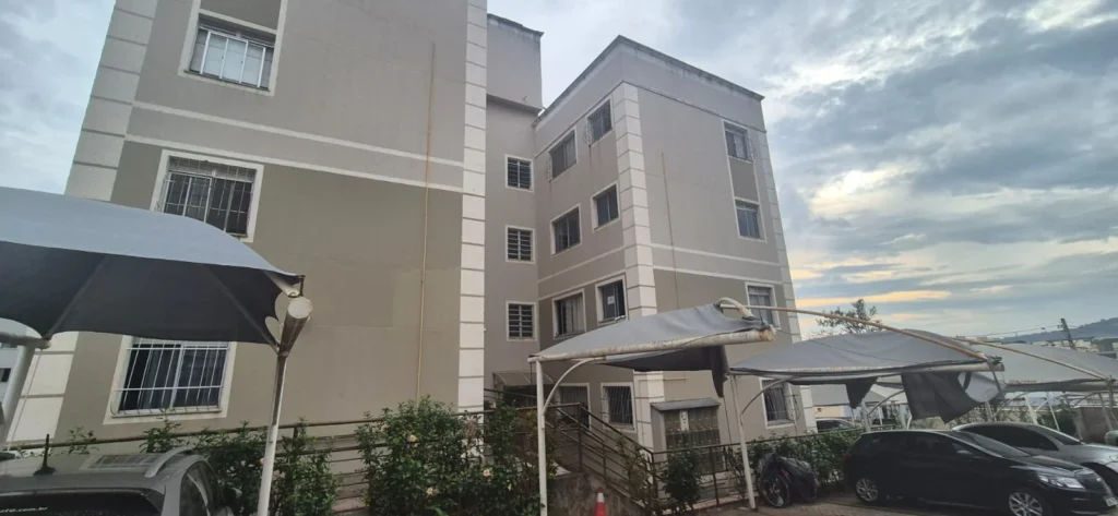 Apartamento de 02 quartos, 01 vaga de garagem(1)