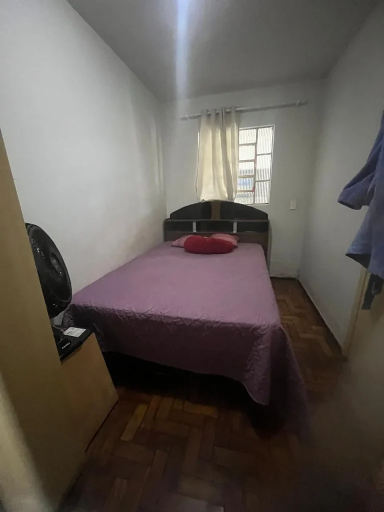 Casa 05 quartos, 07 vagas livres, Bairro Novo Riacho,Contagem(4)