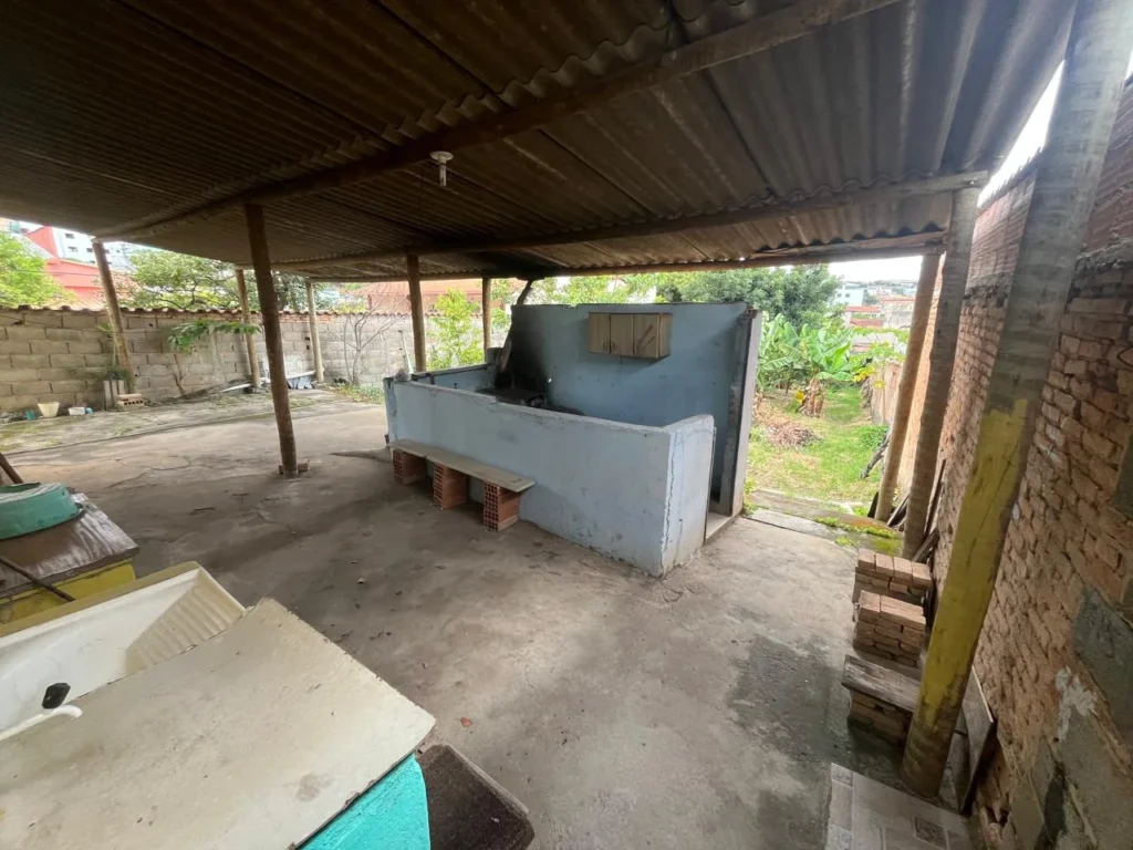 Casa de 03 quartos, 03 vagas bairro Novo Riacho,Contagem(12)