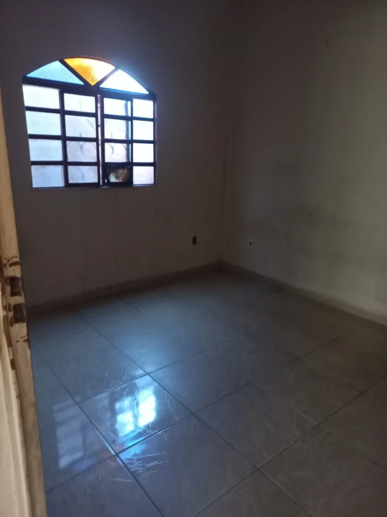 Casa em lote de 360 m² bairro Novo Riacho, Contagem(1)