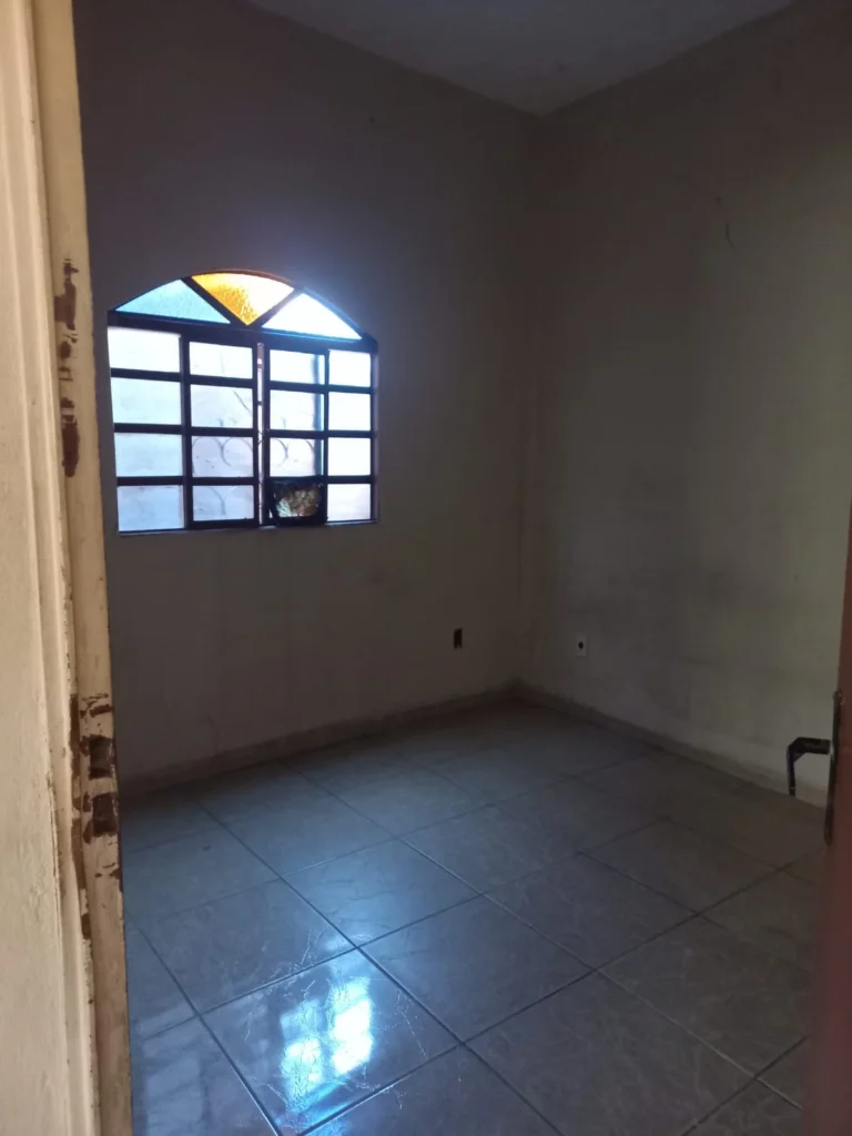Casa em lote de 360 m² bairro Novo Riacho, Contagem(16)
