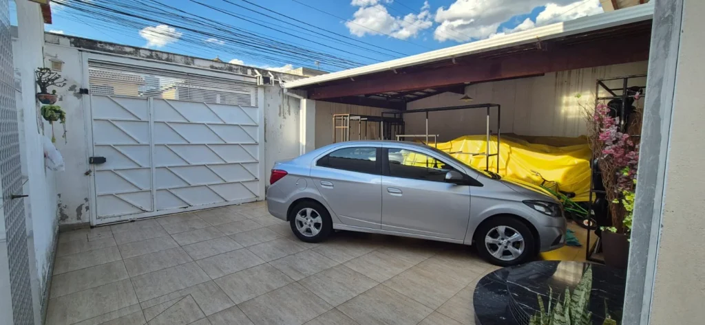 Casa no bairro Jardim Califórnia, Contagem