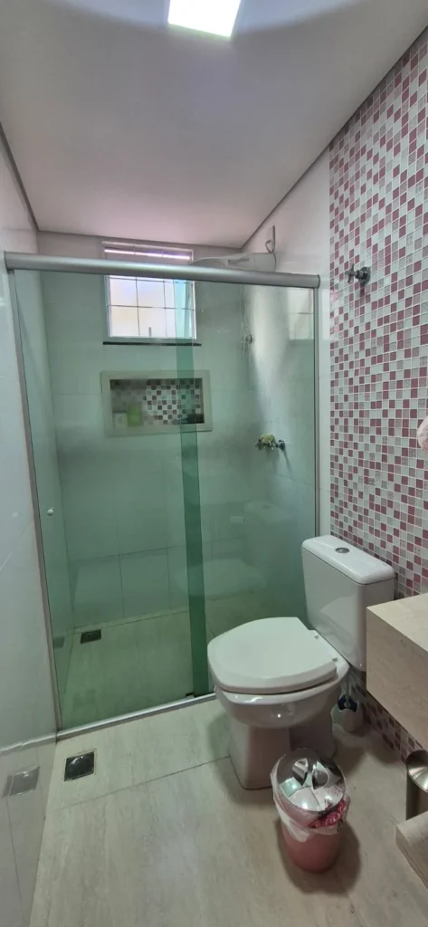 Casa no bairro Jardim Califórnia, Contagem(1)