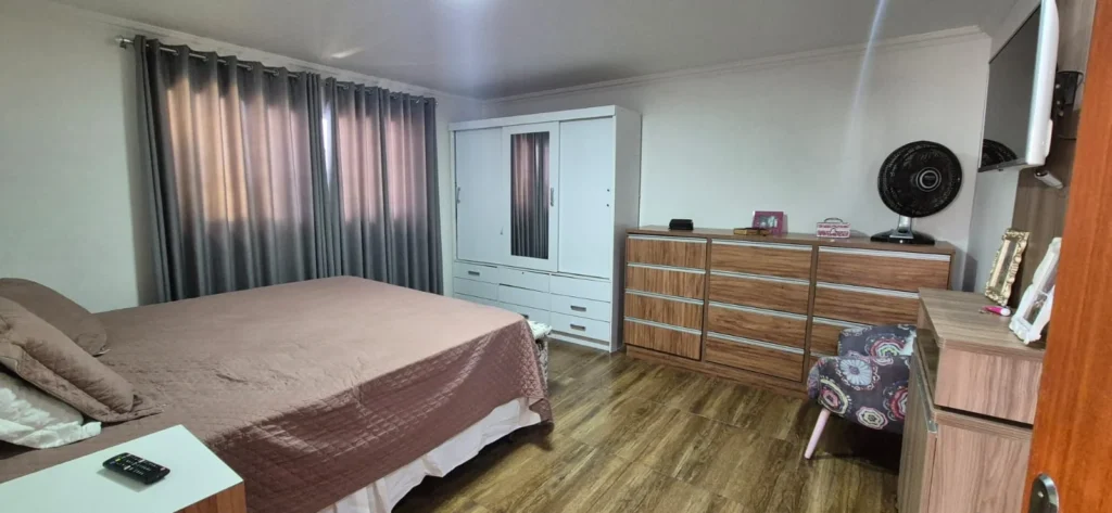 Casa no bairro Jardim Califórnia, Contagem(18)