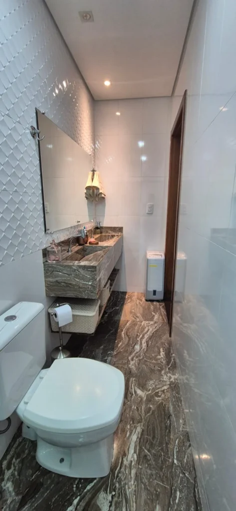 Casa no bairro Jardim Califórnia, Contagem(2)