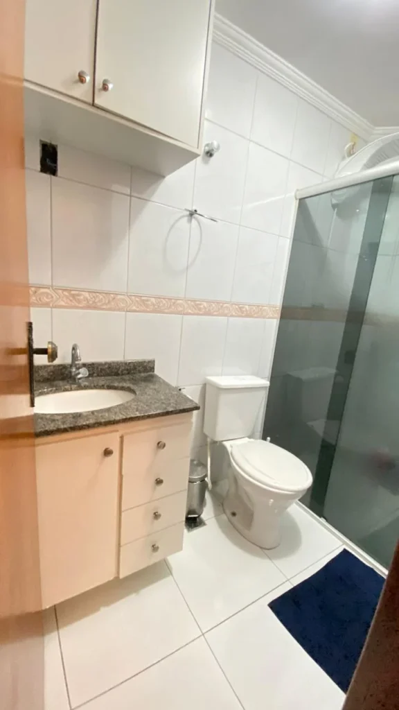 Compre apartamento de área privativa bairro Santa Cruz(8)