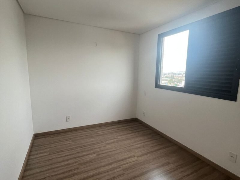 51b06149-dbe5-46bd-a0c4-43a6c0d18409