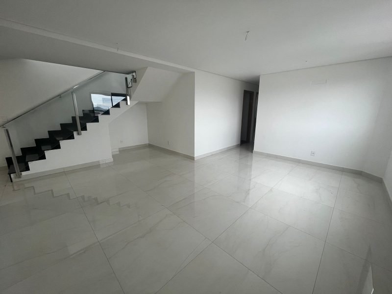 9858fd5b-1d40-40c1-afcd-411cf3bdba21