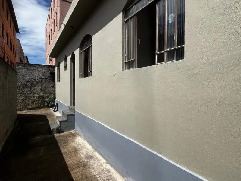 Alugue Barracão de 01 quarto bairro Riacho(5)