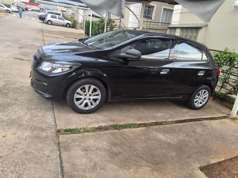 Apartamento de 02 quartos, 01 vaga de garagem