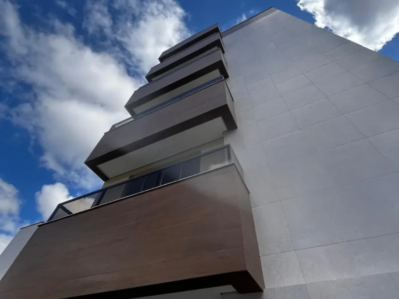 Apartamento de 02 quartos com suíte e 02 vagas FINAL 1(11)