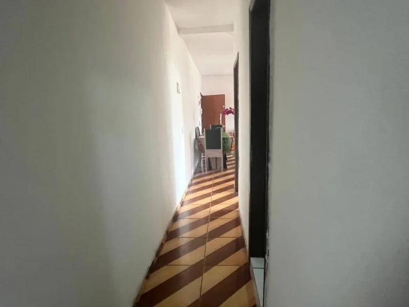 Apartamento de 02 quartos com uma vaga demarcada(4)