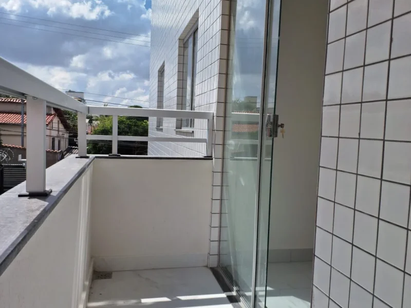 Área privativa de 03 quartos com suíte em contagem(2)