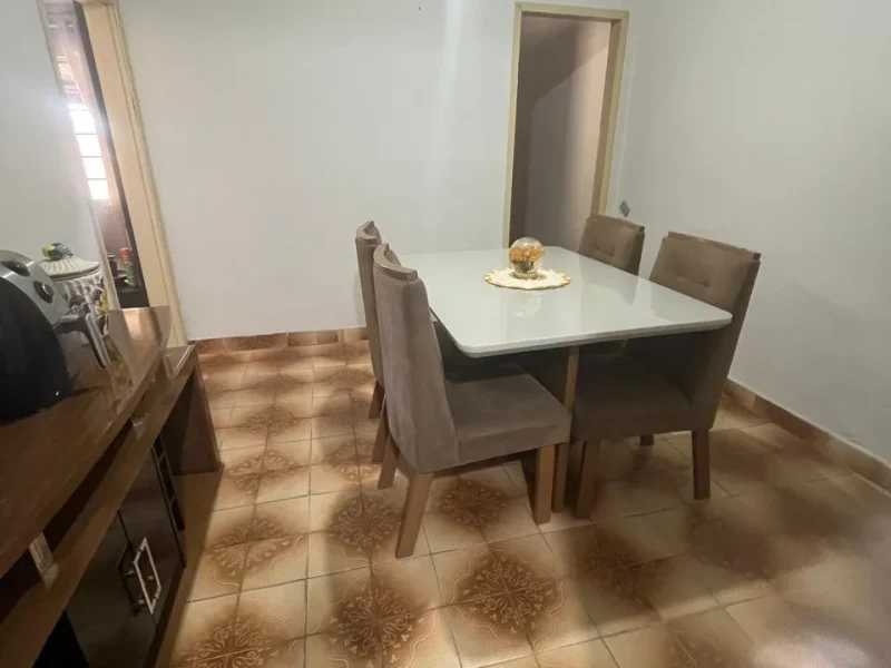 Casa 05 quartos, 07 vagas livres, Bairro Novo Riacho,Contagem(11)