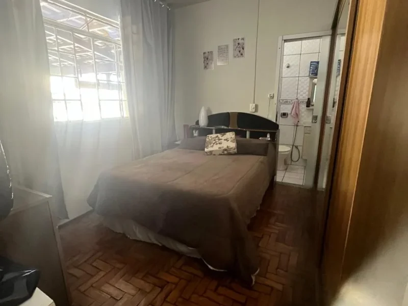 Casa 05 quartos, 07 vagas livres, Bairro Novo Riacho,Contagem(6)