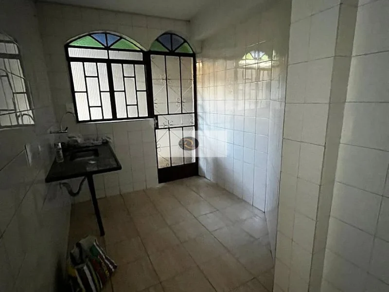 Casa de 03 quartos - bairro novo Riacho, Contagem(4)