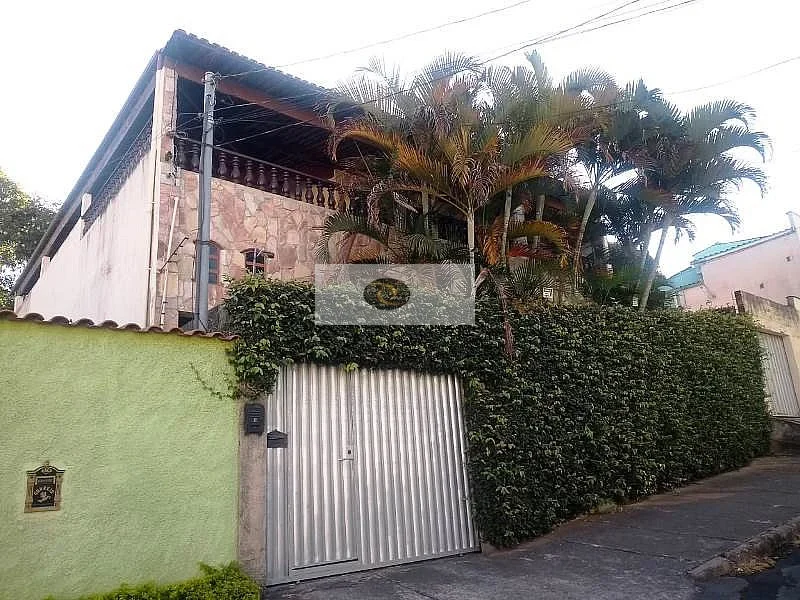 Casa em lote de 360 m², 03 quartos, 05 vagas,Novo Riacho, Contagem1