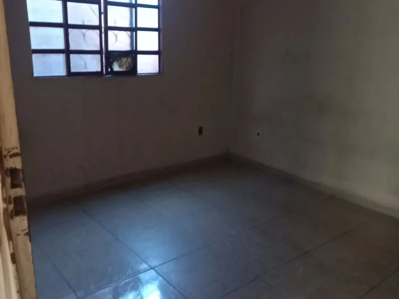Casa em lote de 360 m² bairro Novo Riacho, Contagem(1)