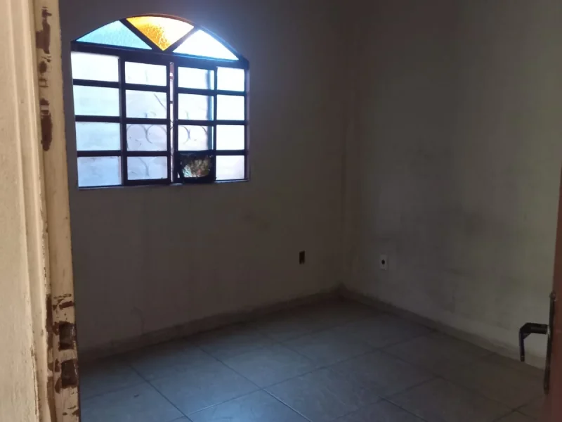 Casa em lote de 360 m² bairro Novo Riacho, Contagem(16)