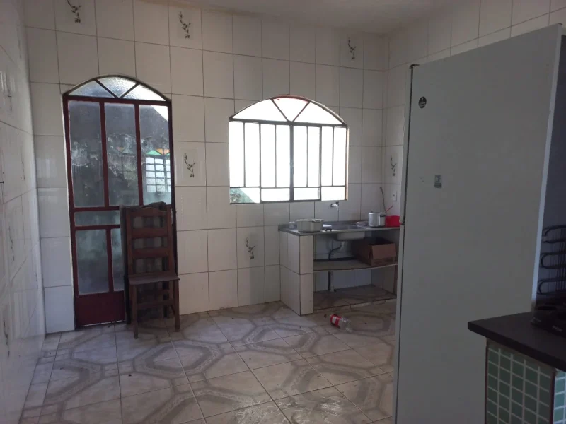 Casa em lote de 360 m² bairro Novo Riacho, Contagem(17)