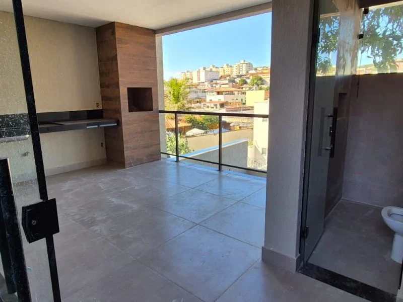 Casa geminada, 03 quartos, 02 vagas, Bairro alvorada, contagem(20)