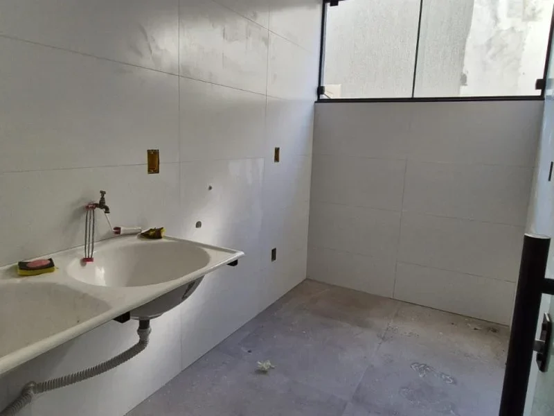 Casa geminada, 03 quartos, 02 vagas, Bairro alvorada, contagem(24)