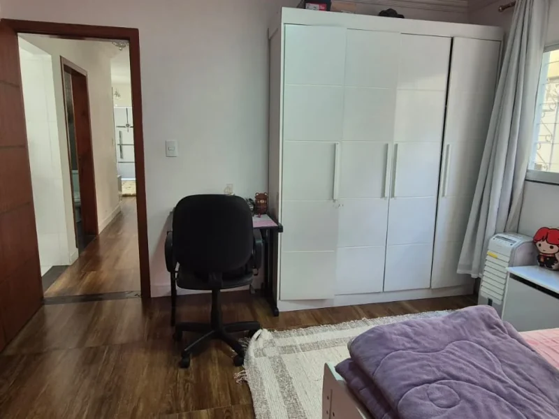 Casa no bairro Jardim Califórnia, Contagem(11)