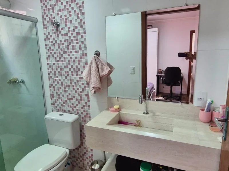 Casa no bairro Jardim Califórnia, Contagem(15)