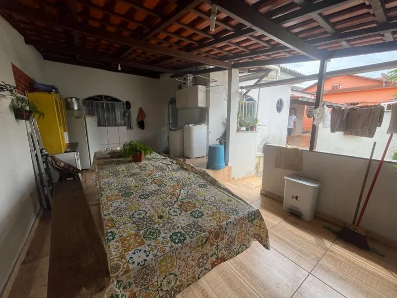 Compre 02 casas em lote de 360 m² bairro Riacho, Contagem(2)