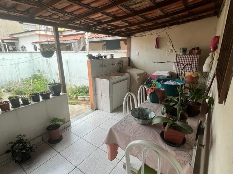 Compre 02 casas em lote de 360 m² bairro Riacho, Contagem(3)