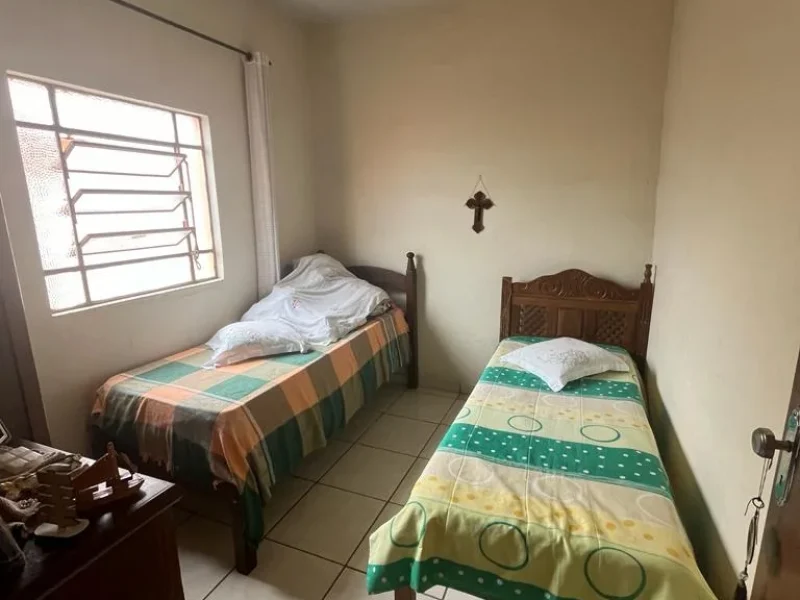 Compre 02 casas em lote de 360 m² bairro Riacho, Contagem(8)
