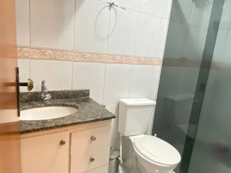 Compre apartamento de área privativa bairro Santa Cruz(8)