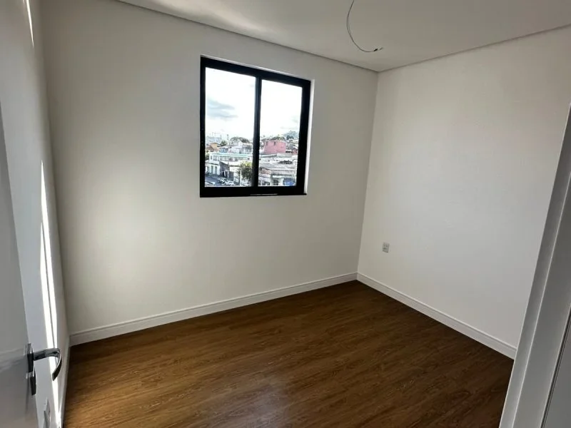 Vendo cobertura bairro Novo Riacho de 03 quartos