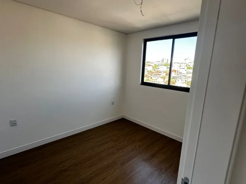 Vendo cobertura bairro Novo Riacho de 03 quartos(11)