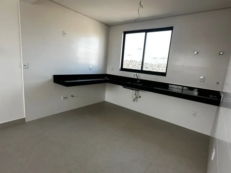 Vendo cobertura bairro Novo Riacho de 03 quartos(4)