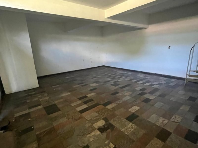 b1f627e4-075f-48b1-b079-eb7e8d91d21a