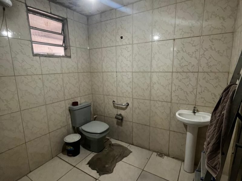 d6e0f989-ef0f-4b4c-a925-600d28c2c355