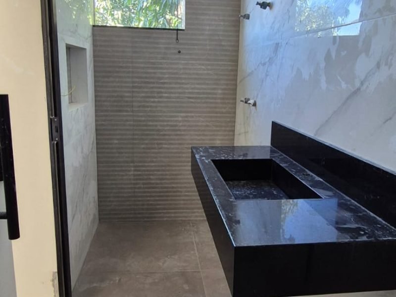 db5a8630-8de7-401f-815a-62ba97de6eaf