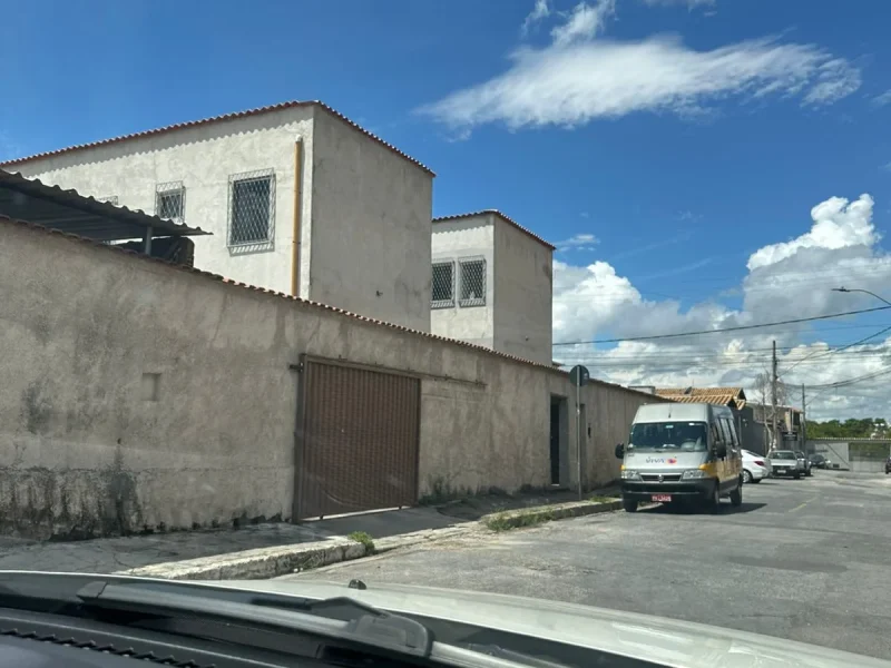 partamento de 02 quartos bairro Fonte Grande(8)